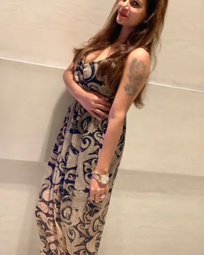 Srivaikuntam Escort